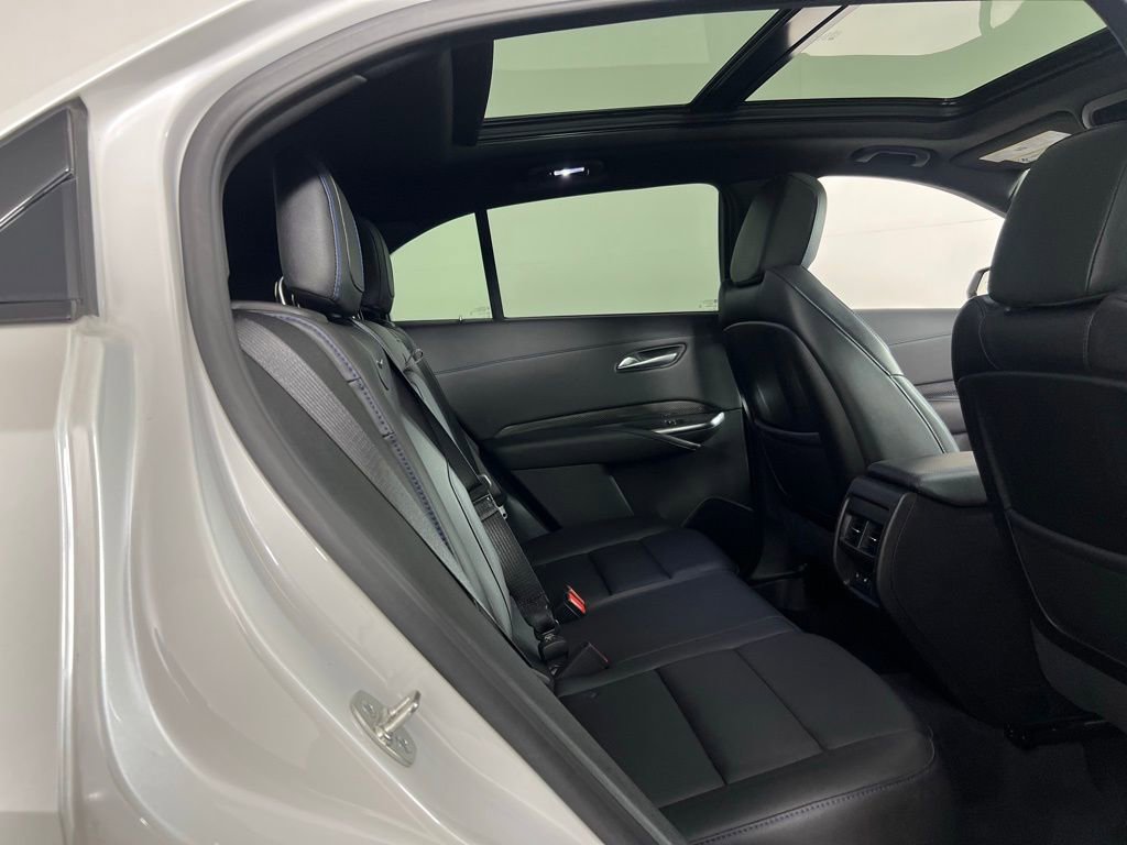 Used 2024 Cadillac XT4 Sport image 30
