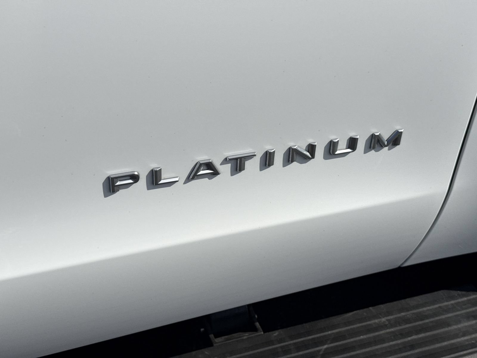 Certified 2025 Ford Expedition Platinum AWD/4WD image 19