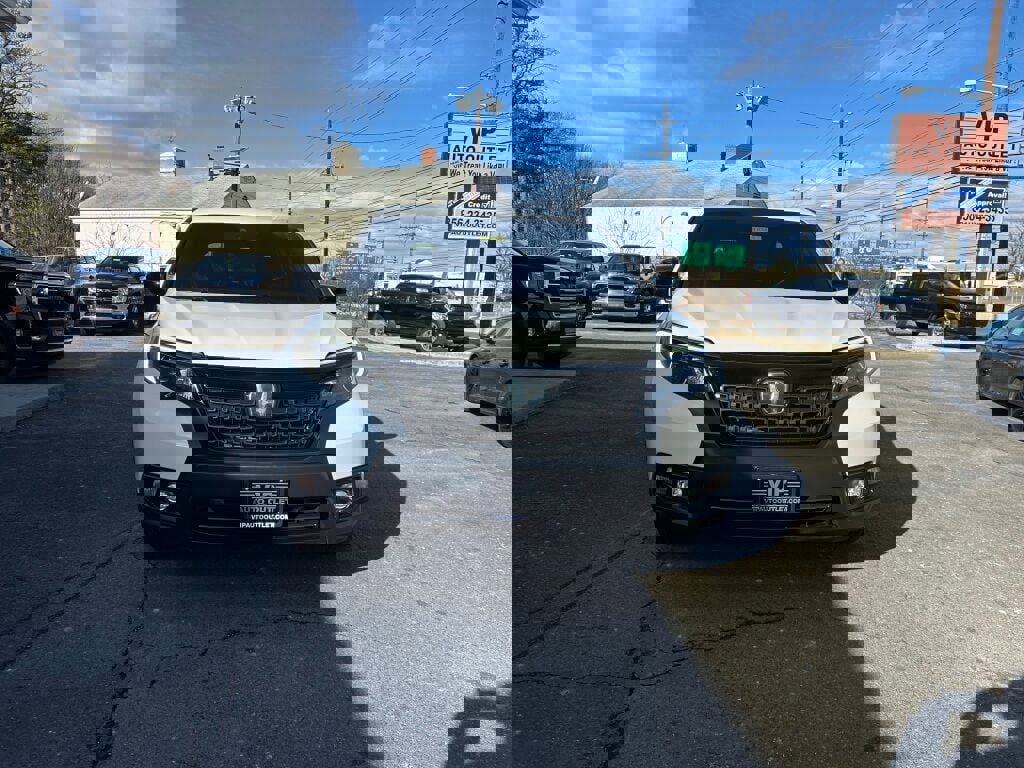 Used 2020 Honda Passport Sport image 2