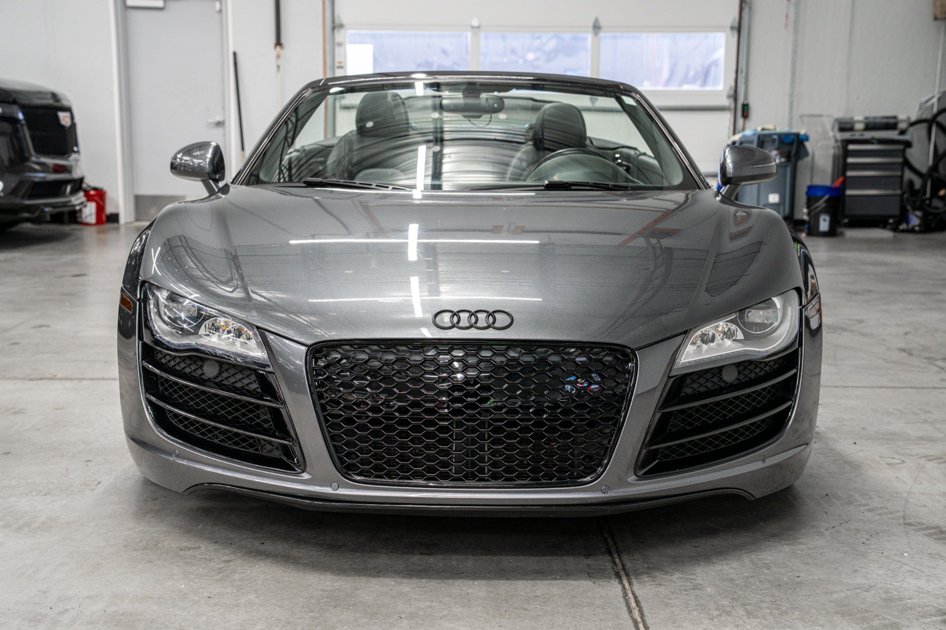 Used 2012 Audi R8 V10 AWD/4WD image 4