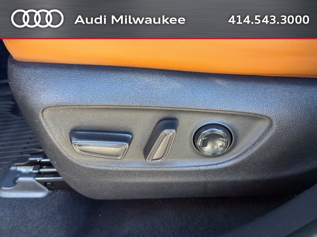 Used 2022 Toyota Highlander Platinum AWD/4WD image 21