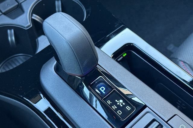 New 2026 Toyota Prius Plug-In Hybrid FWD image 26