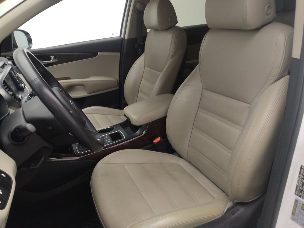 Used 2018 Kia Sorento EX image 17