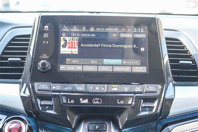 Certified 2024 Honda Odyssey Touring image 17