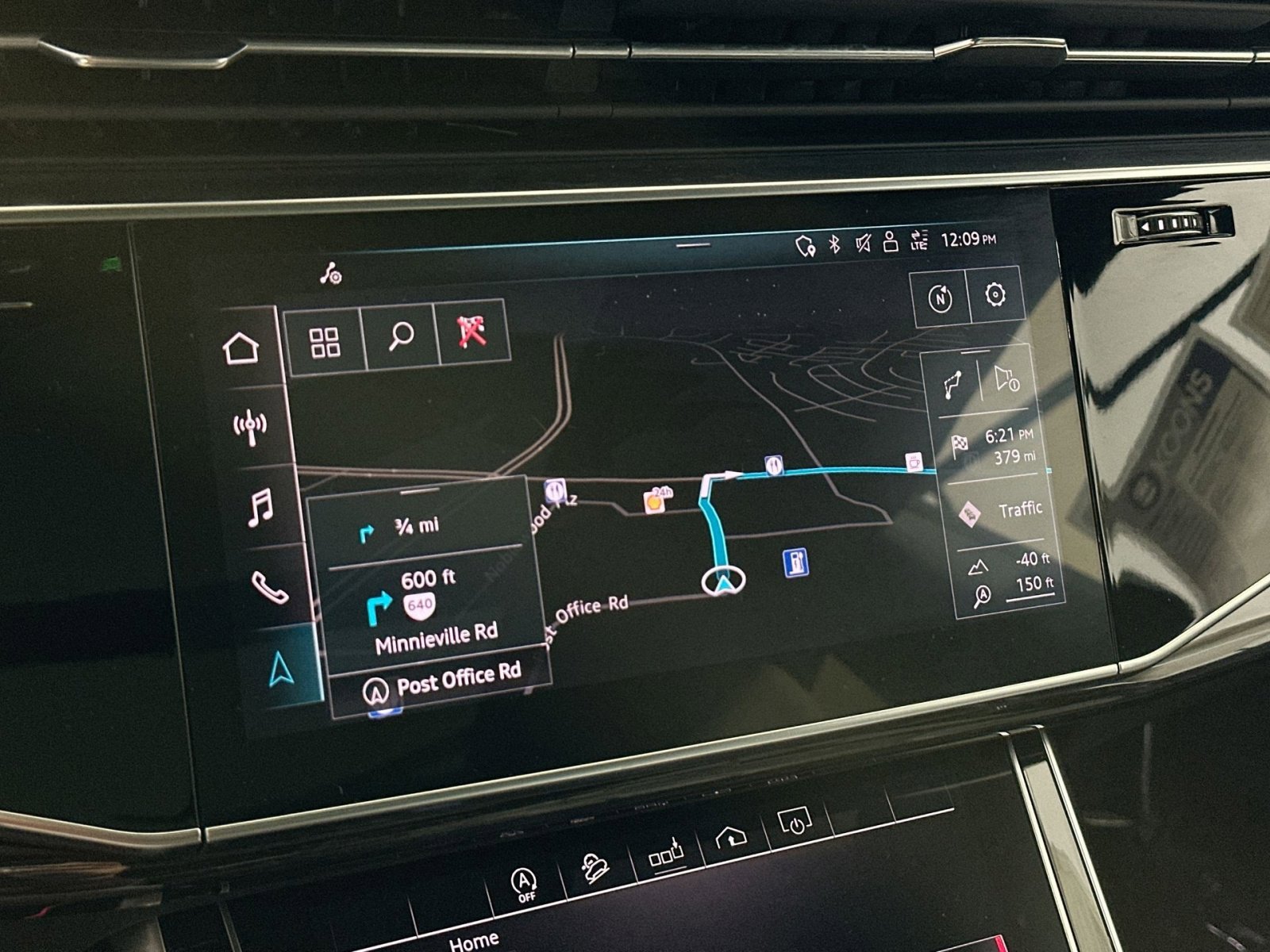 Used 2019 Audi Q8 Premium Plus image 26