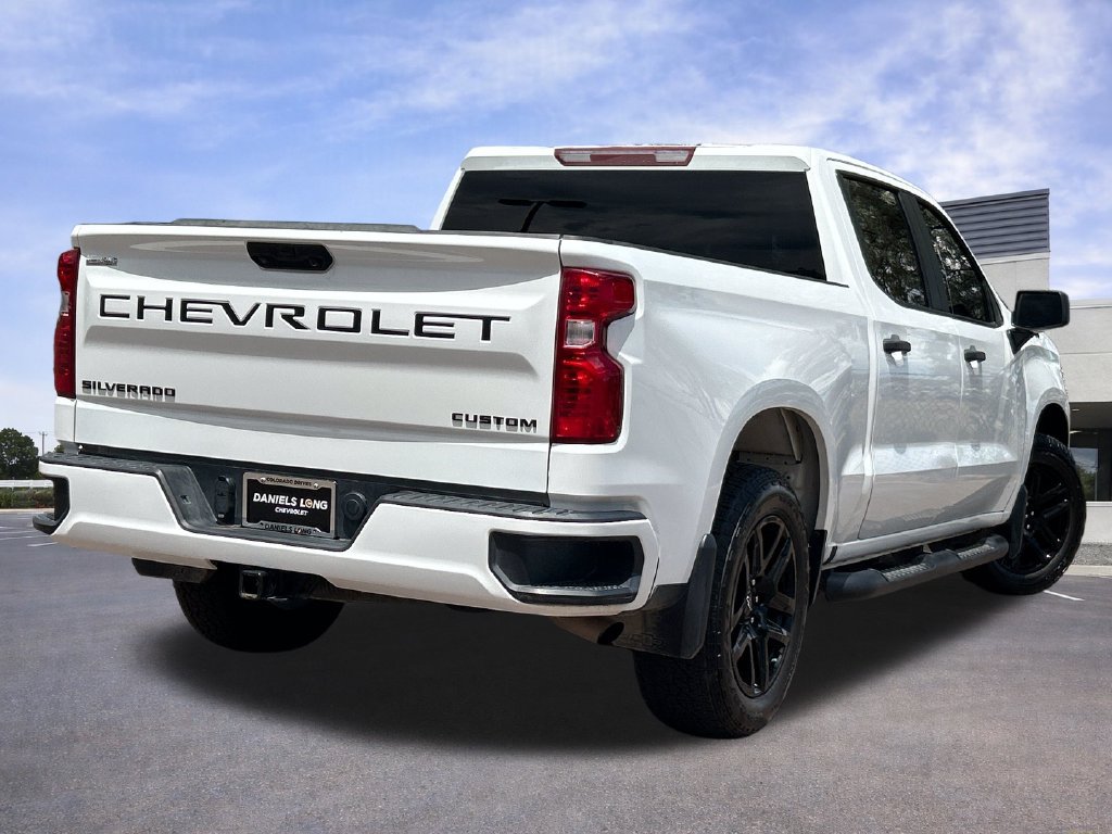 Used 2024 Chevrolet Silverado 1500 Custom w/ Turbomax Blackout Package AWD/4WD image 2