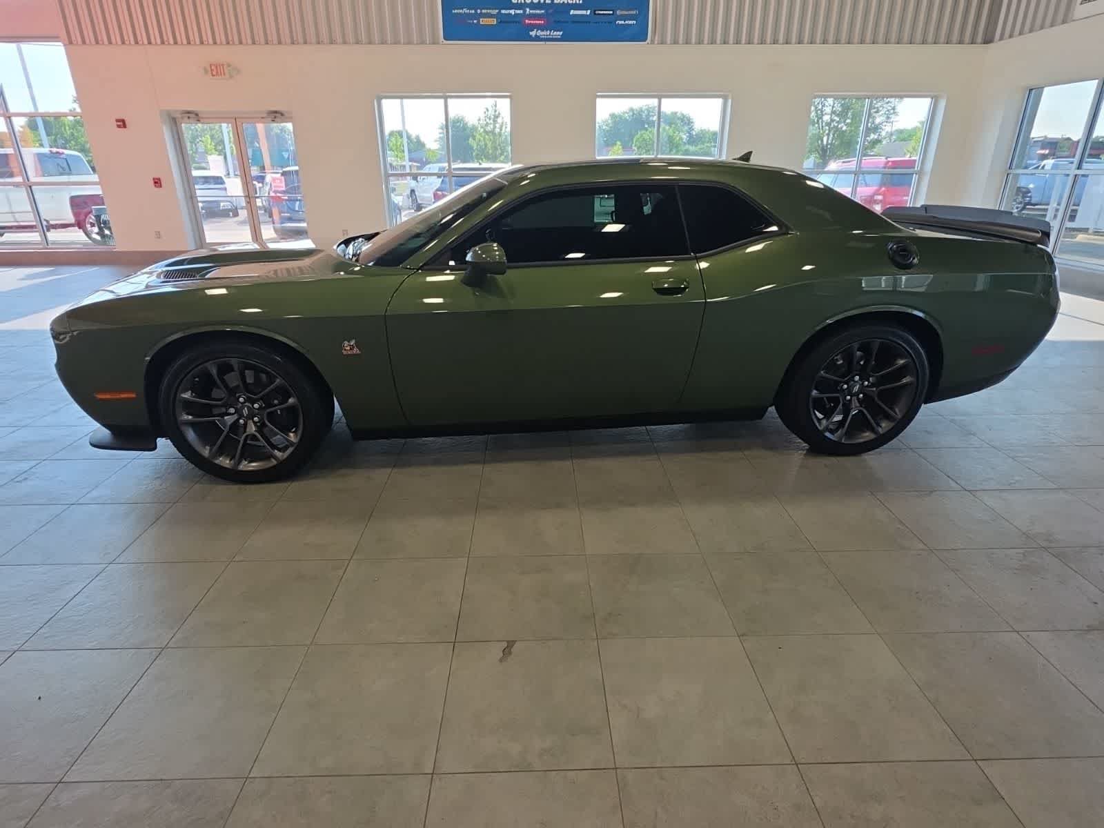 Used 2021 Dodge Challenger R/T Scat Pack RWD image 14