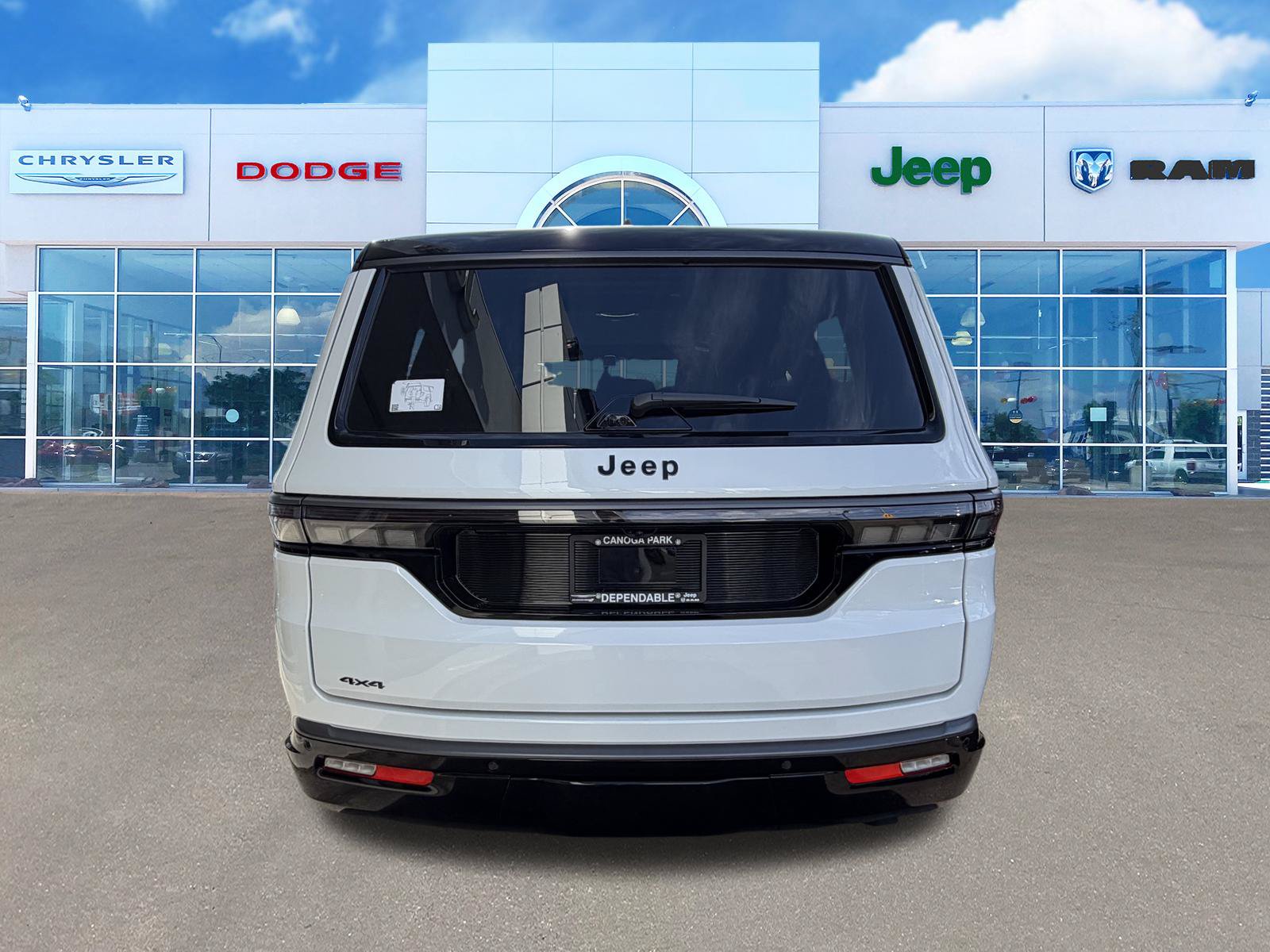 New 2026 Jeep Grand Wagoneer Summit AWD/4WD image 9