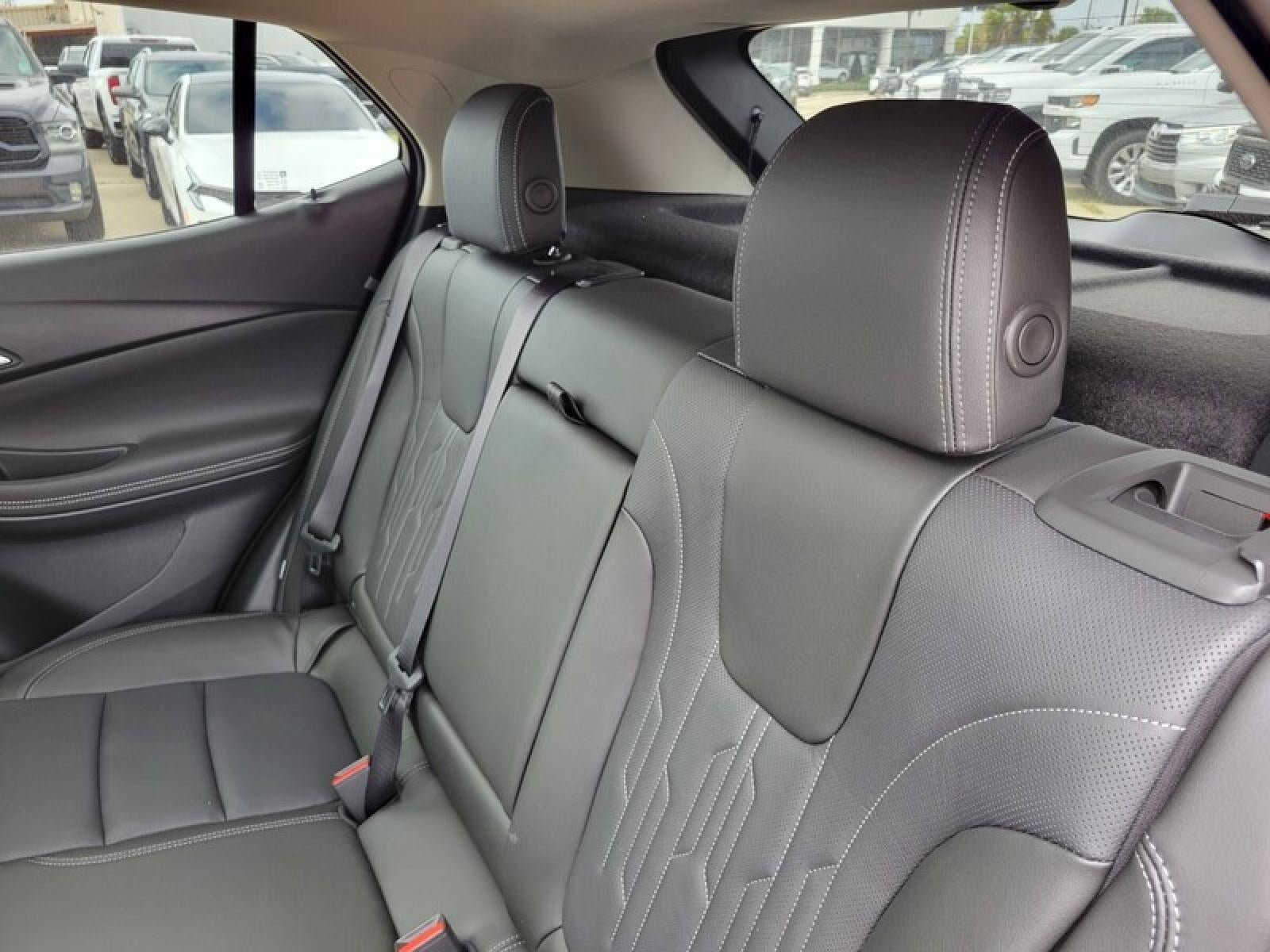 New 2026 Buick Encore GX Avenir w/ Avenir Technology Package FWD image 29