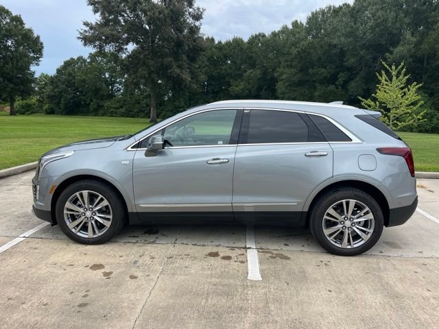 Used 2026 Cadillac XT5 Premium Luxury w/ Driver Assist Package FWD image 3