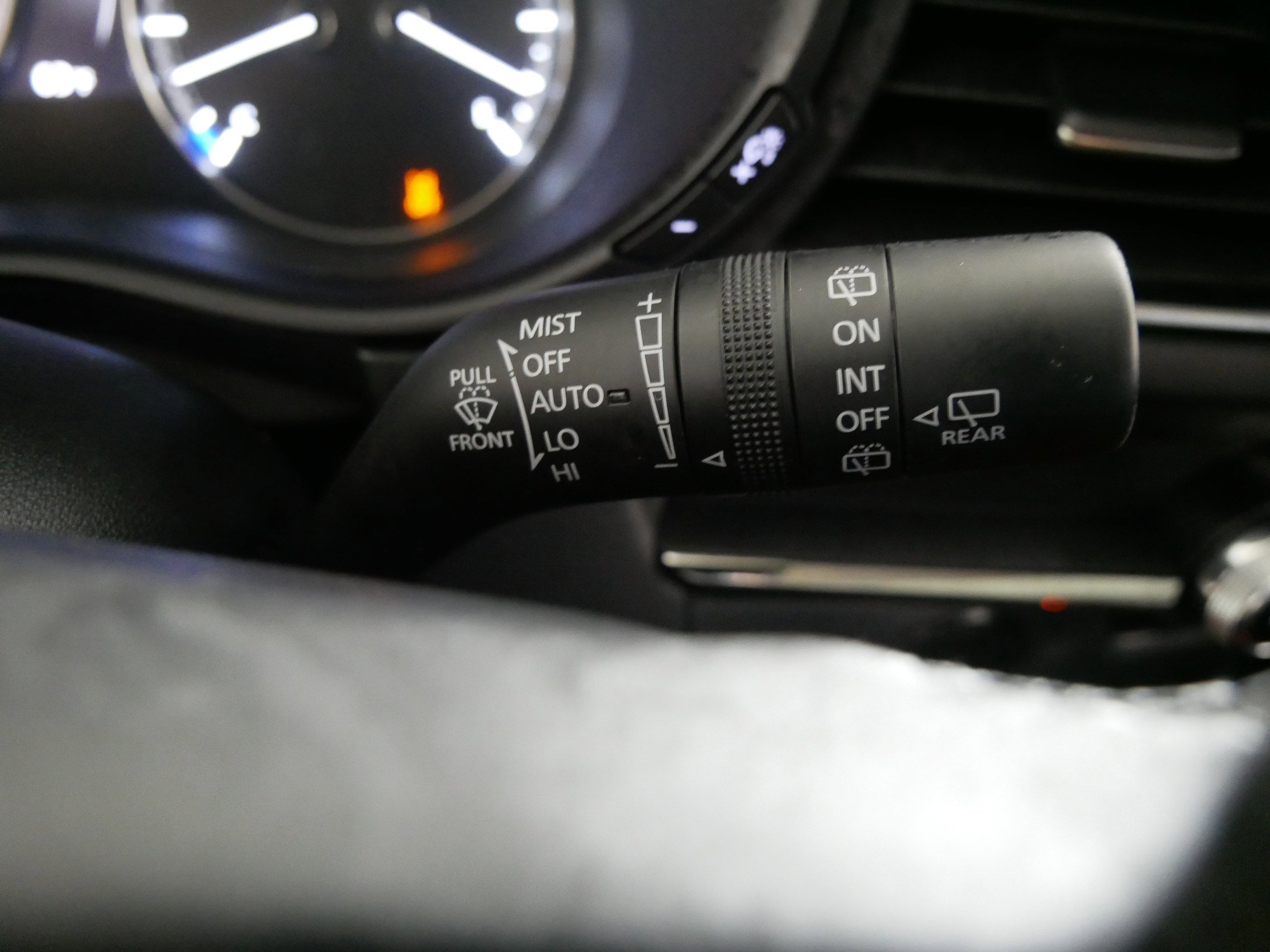 Used 2024 MAZDA CX-30 AWD 2.5 S w/ Preferred Package image 32