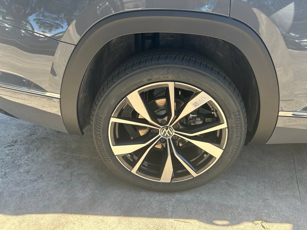 New 2026 Volkswagen Atlas SEL Premium R-Line AWD/4WD image 26
