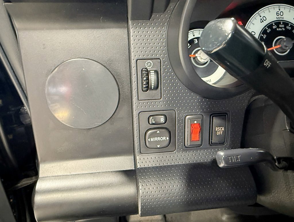 Used 2009 Toyota FJ Cruiser 4WD image 21