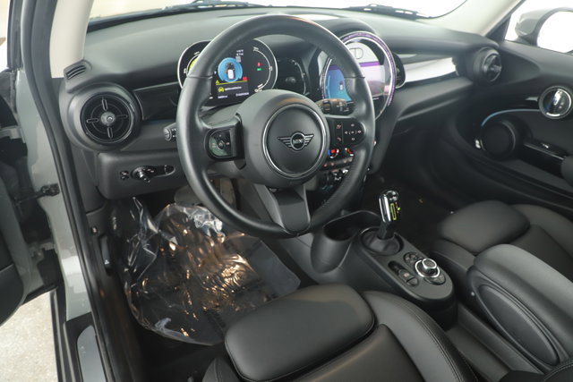 Used 2023 MINI Cooper SE image 11