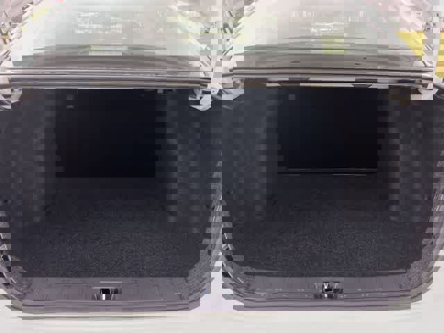 Used 2025 Nissan Versa S w/ Trunk Package image 20