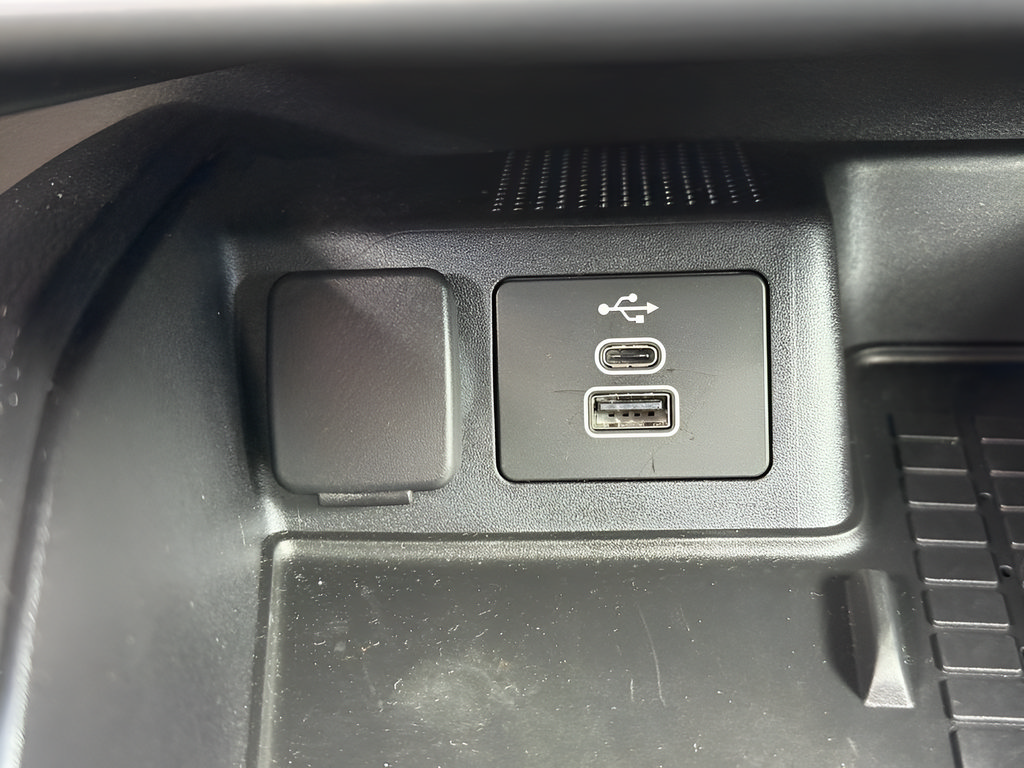 Used 2025 Ford Bronco Sport Outer Banks w/ Outer Banks Tech Package+ AWD/4WD image 17