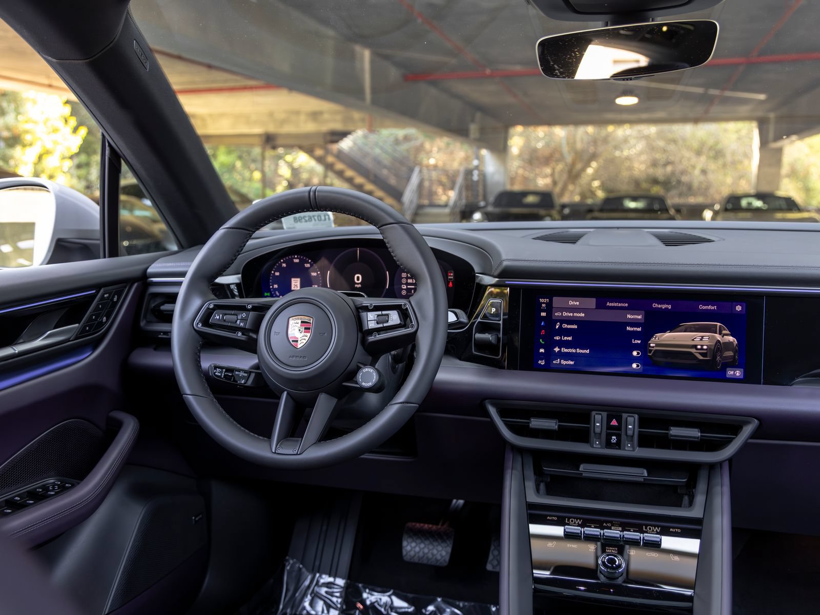 New 2026 Porsche Macan Electric RWD image 39
