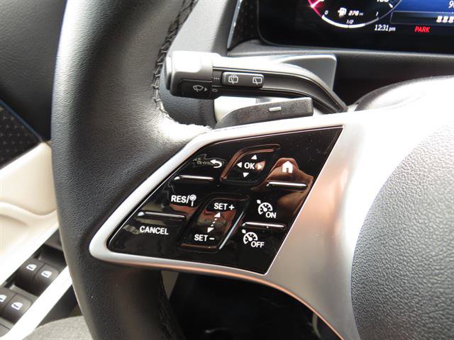 Used 2025 Mercedes-Benz GLB 250 4MATIC image 10