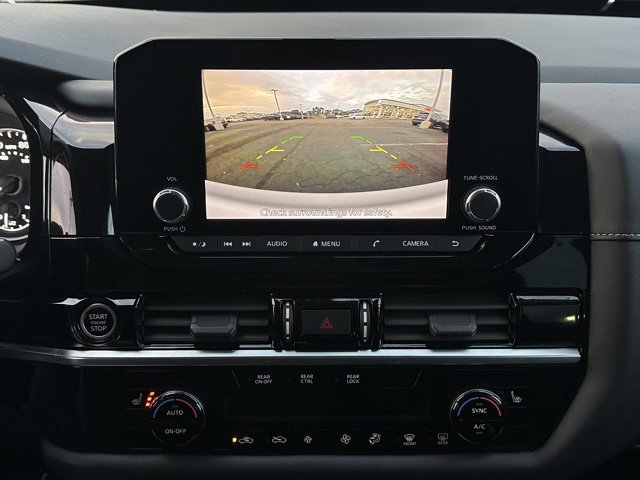 Certified 2023 Nissan Pathfinder SV w/ Black Appearance Package image 33