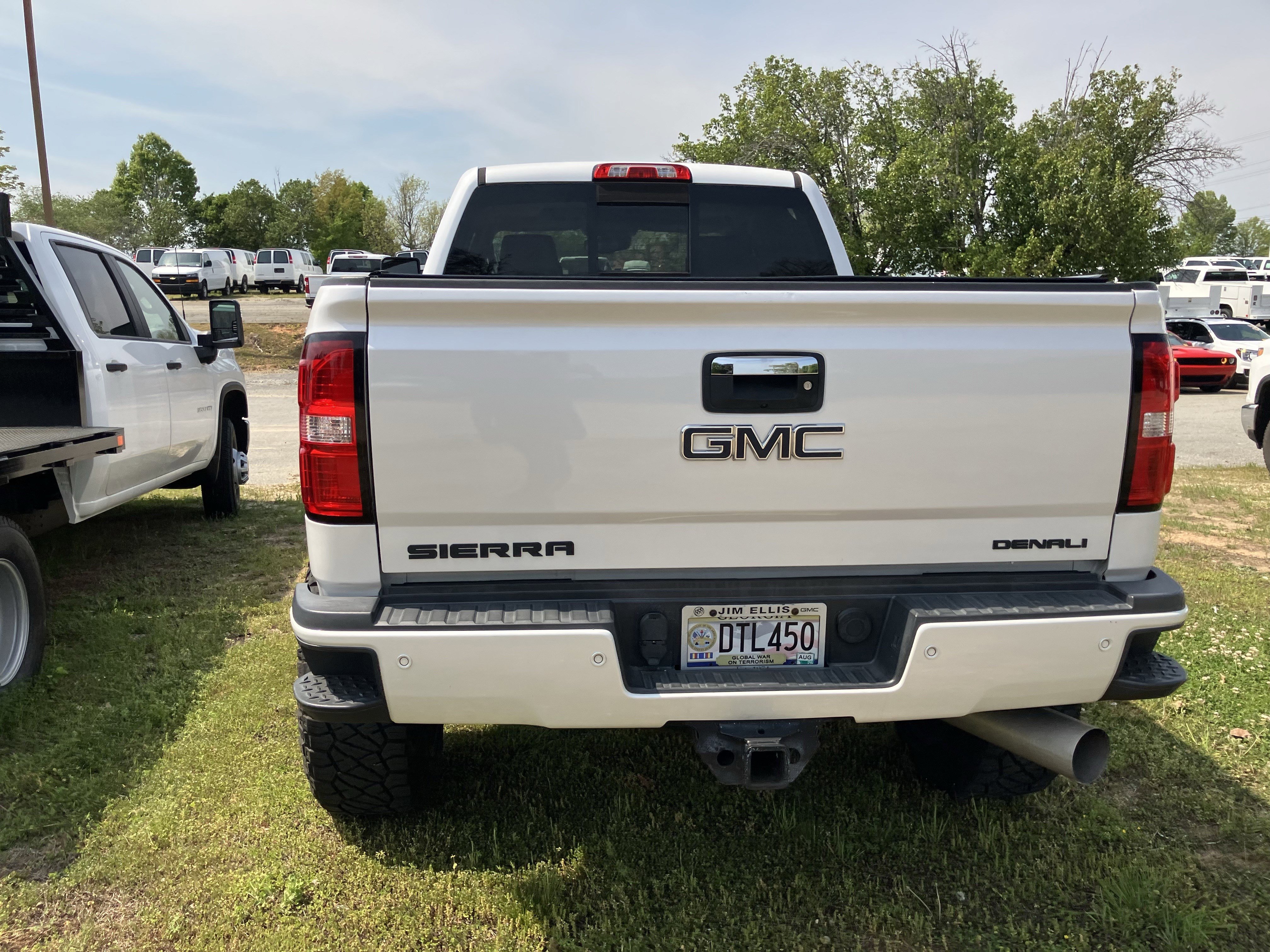 Used 2018 GMC Sierra 2500 Denali w/ Duramax Plus Package image 7