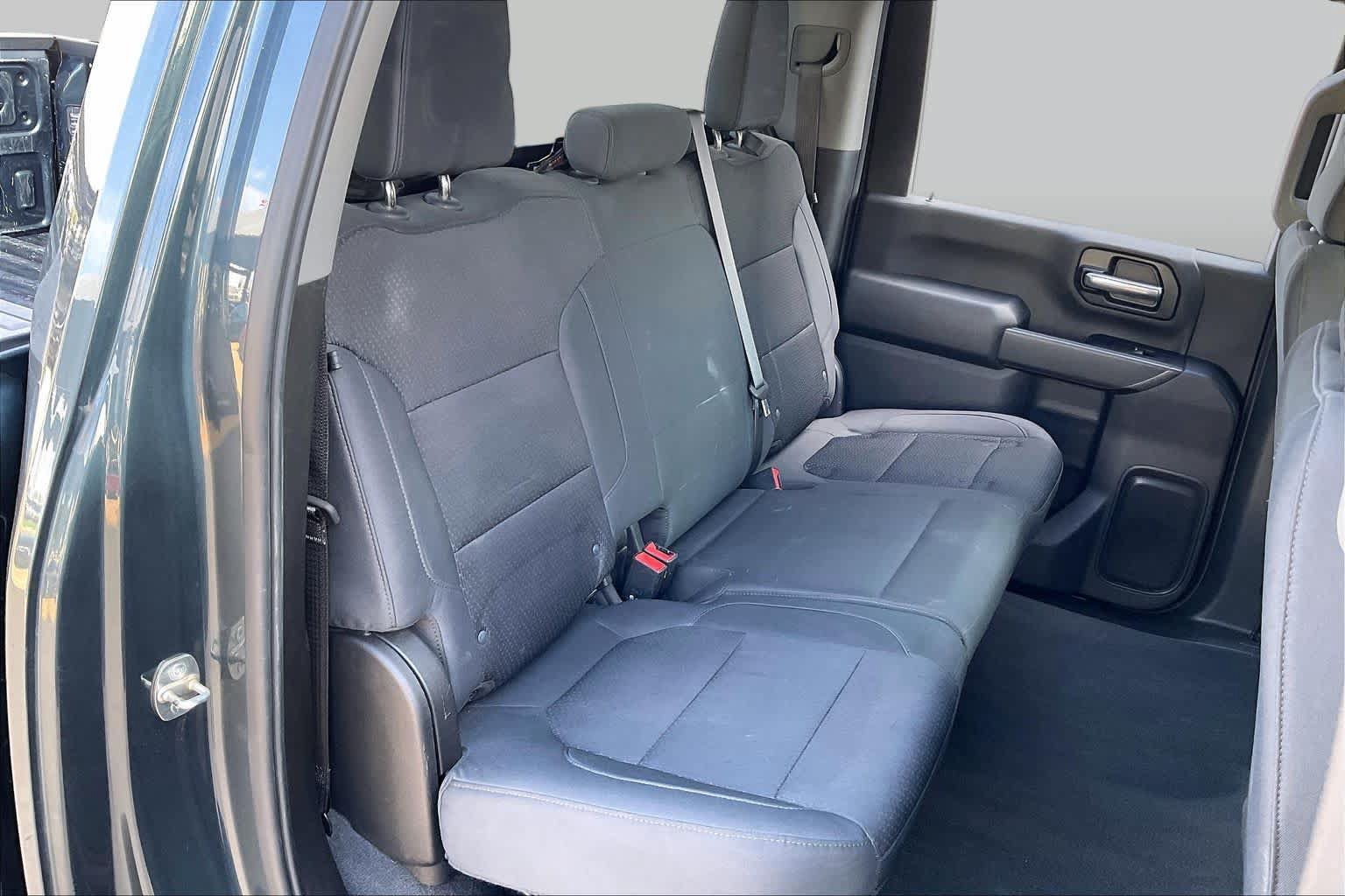 Certified 2020 Chevrolet Silverado 2500 Custom w/ Custom Convenience Package AWD/4WD image 19