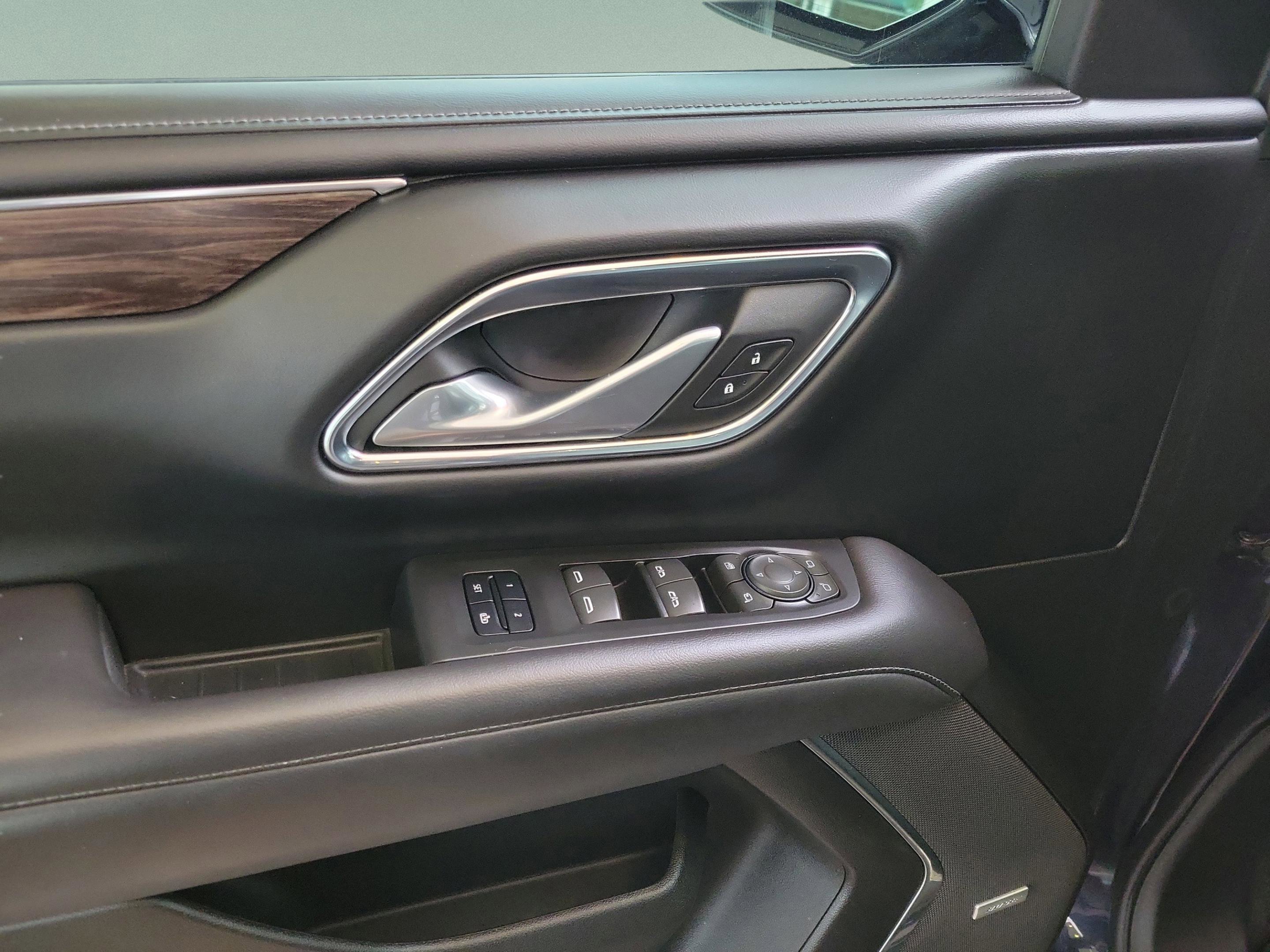 Used 2022 Chevrolet Tahoe Z71 w/ Luxury Package image 25