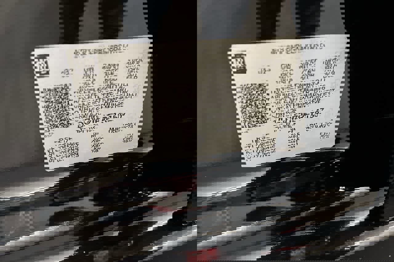 Used 2024 Chevrolet Silverado 2500 Custom w/ Custom Convenience Package image 45