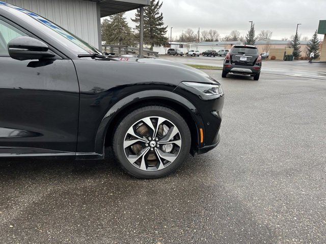 Used 2022 Ford Mustang Mach-E Premium image 15