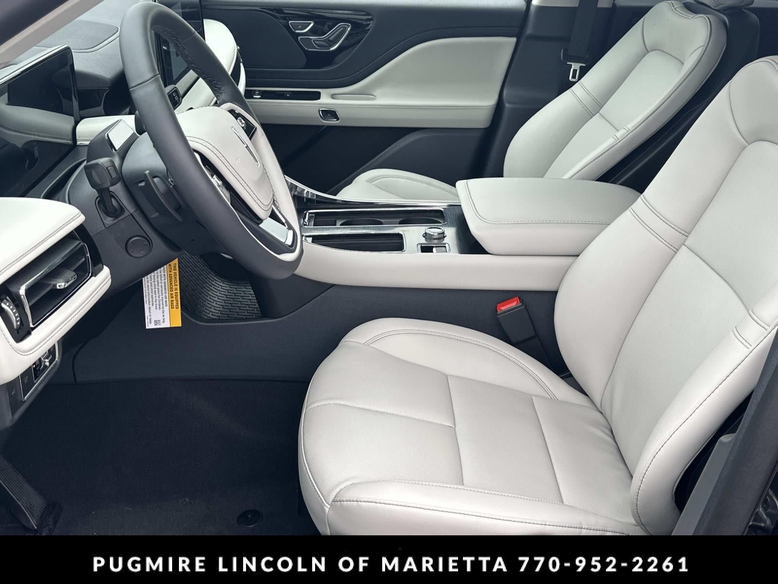 New 2026 Lincoln Aviator 2WD image 9