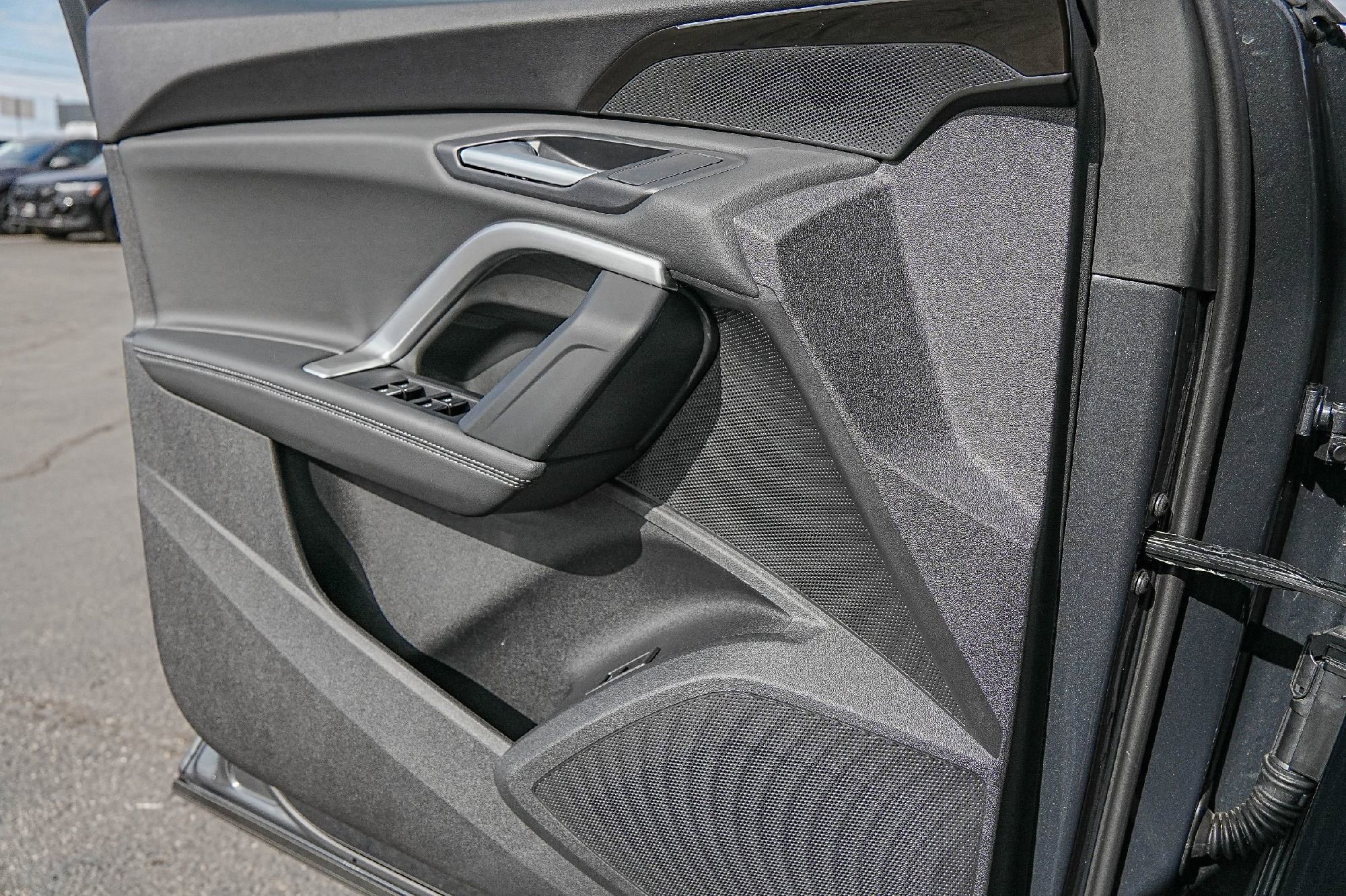 Certified 2025 Audi Q5 Premium w/ Convenience Package image 19