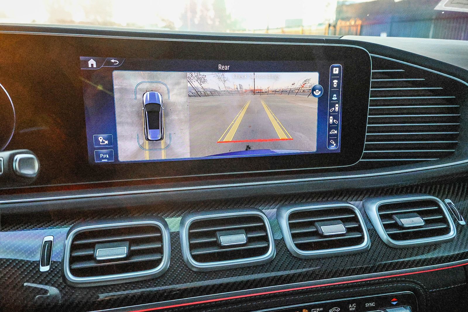 Used 2024 Mercedes-Benz GLS 63 AMG 4MATIC image 34