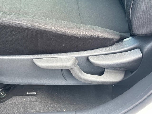 New 2025 Nissan Kicks Play S image 21