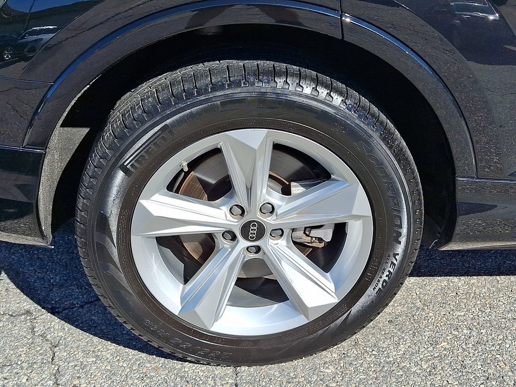 Used 2023 Audi Q7 2.0T Premium w/ Convenience Package AWD/4WD image 8
