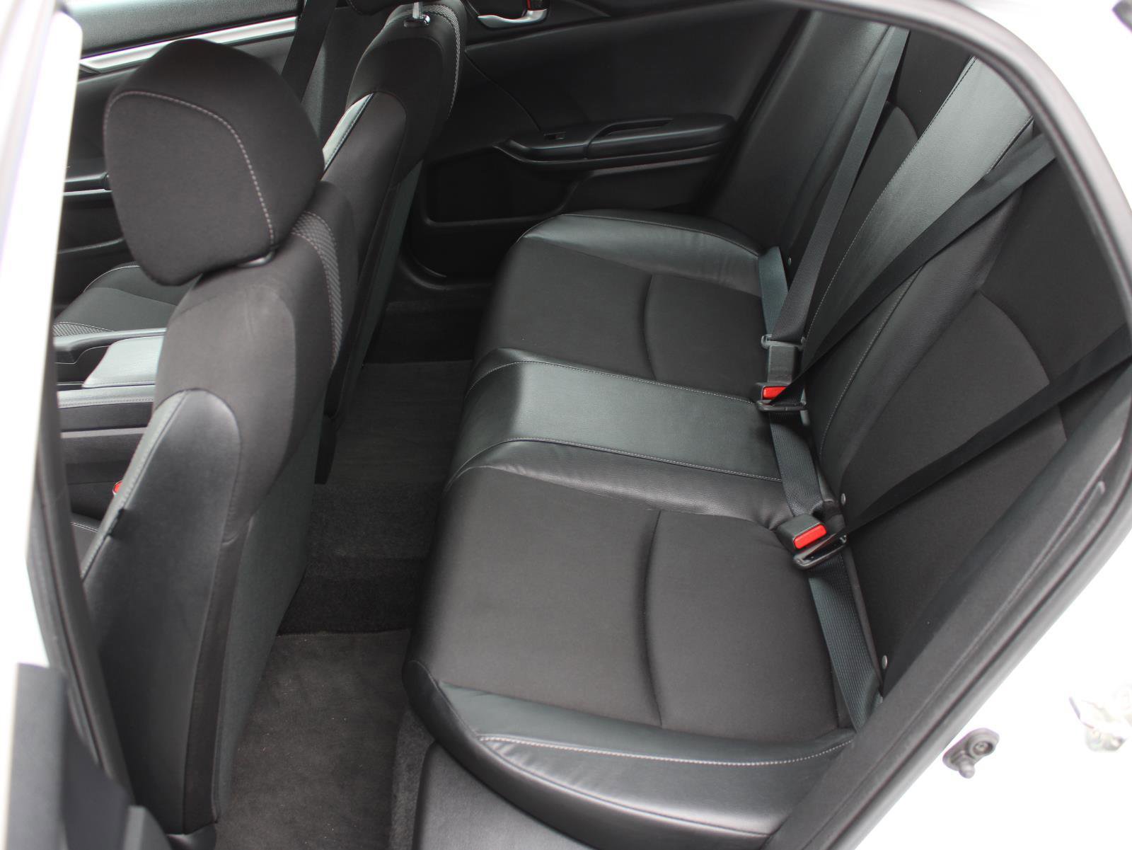 Used 2019 Honda Civic Sport image 15