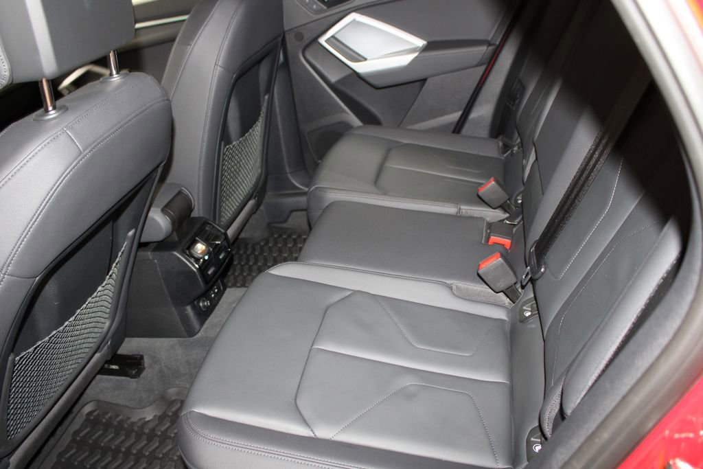 Used 2023 Audi Q3 2.0T Premium Plus w/ Premium Plus Package image 17