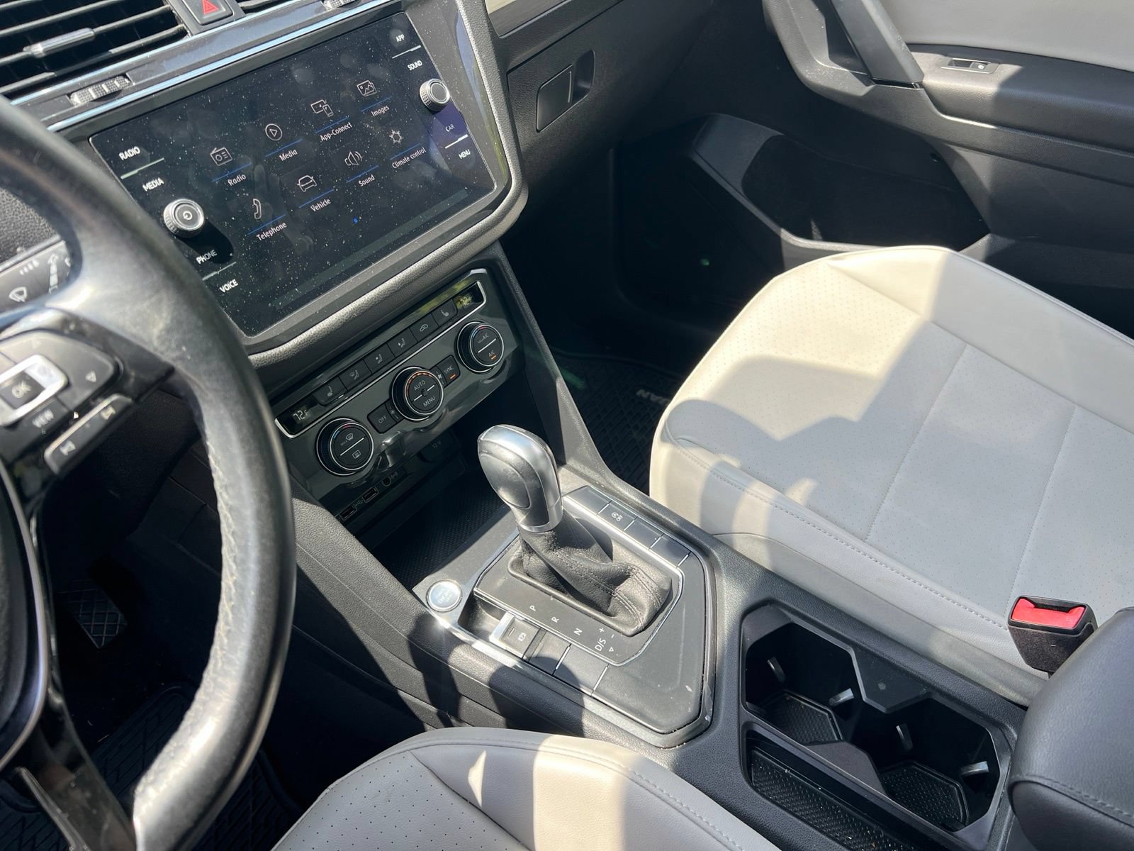 Used 2019 Volkswagen Tiguan SE FWD image 22