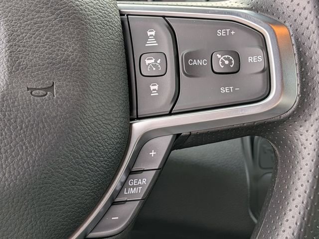 New 2026 RAM 5500 Tradesman AWD/4WD image 15