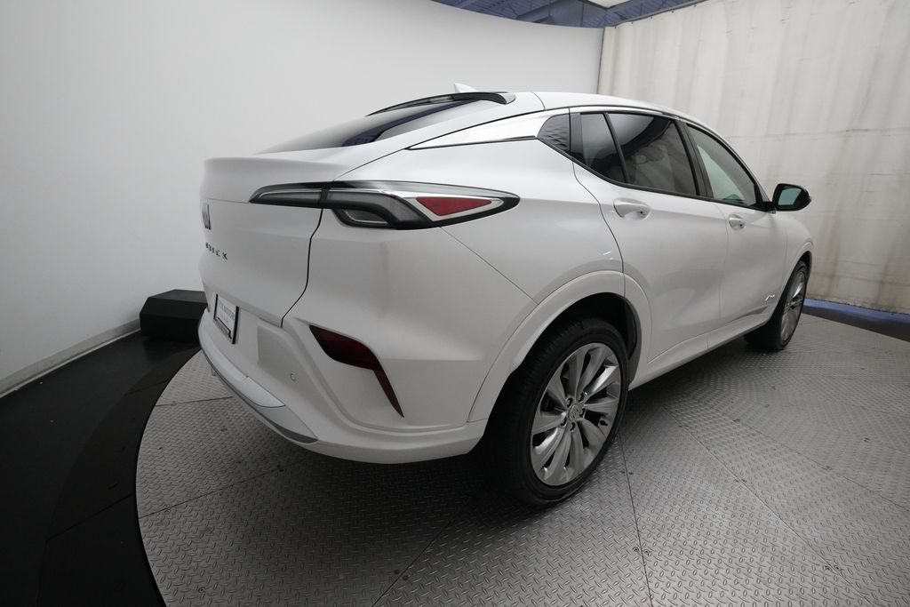 Used 2025 Buick Envista Avenir FWD image 13