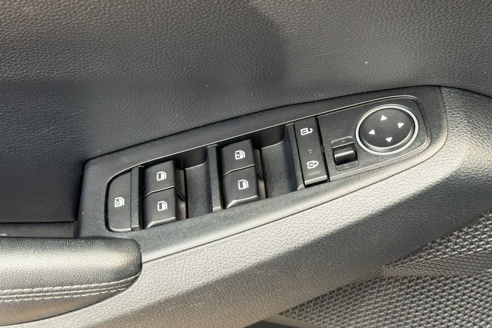 Used 2023 Kia Seltos EX AWD/4WD image 13