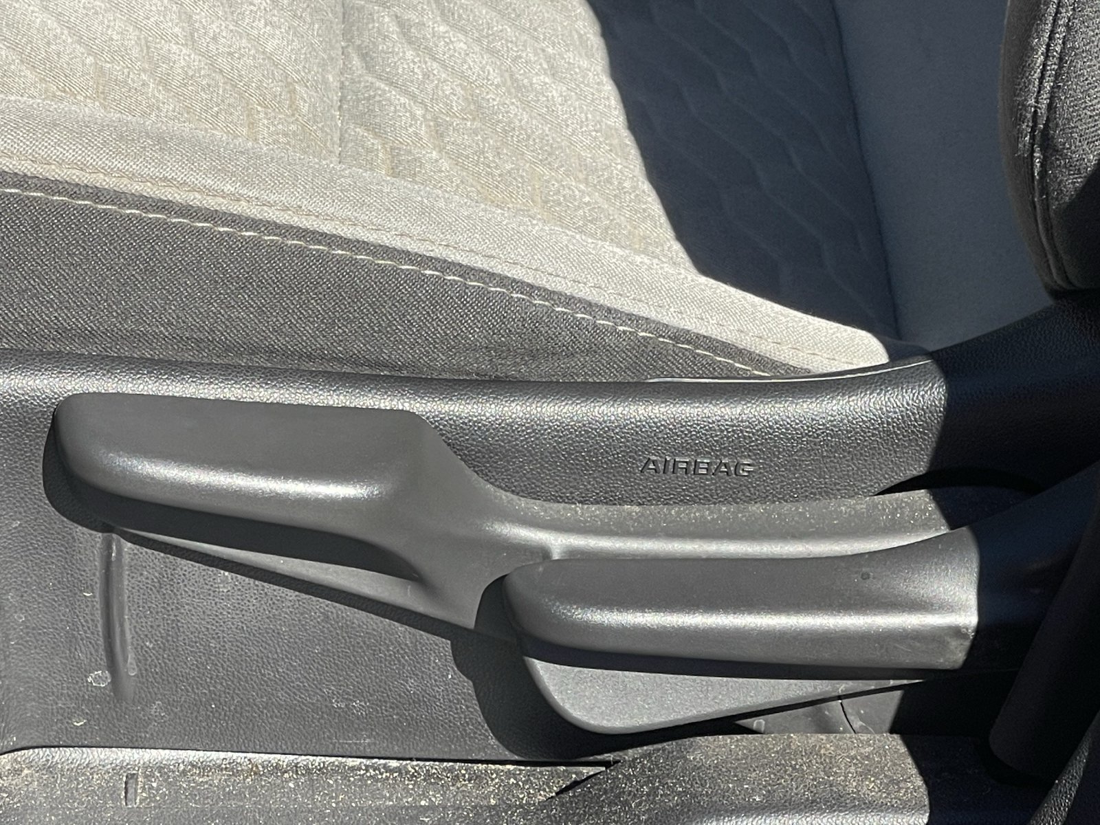 Used 2018 Chevrolet Equinox LS w/ LPO, Protection Package FWD image 10