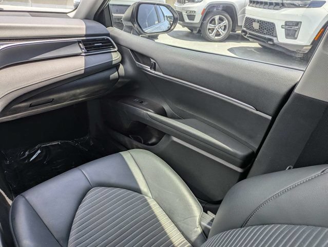 Used 2024 Toyota Camry SE FWD image 15