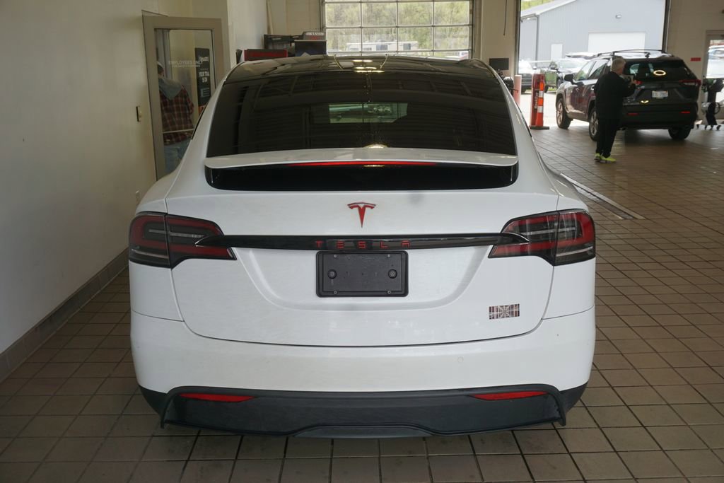 Used 2023 Tesla Model X Plaid image 12