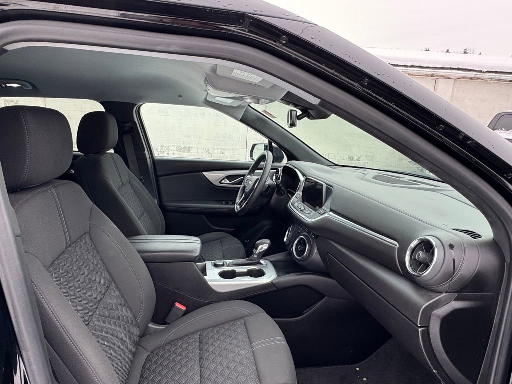 Used 2022 Chevrolet Blazer LT image 23