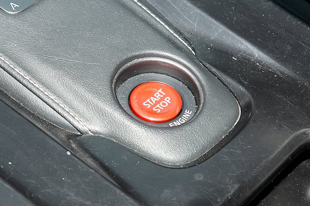 Used 2016 Nissan GT-R Premium AWD/4WD image 33