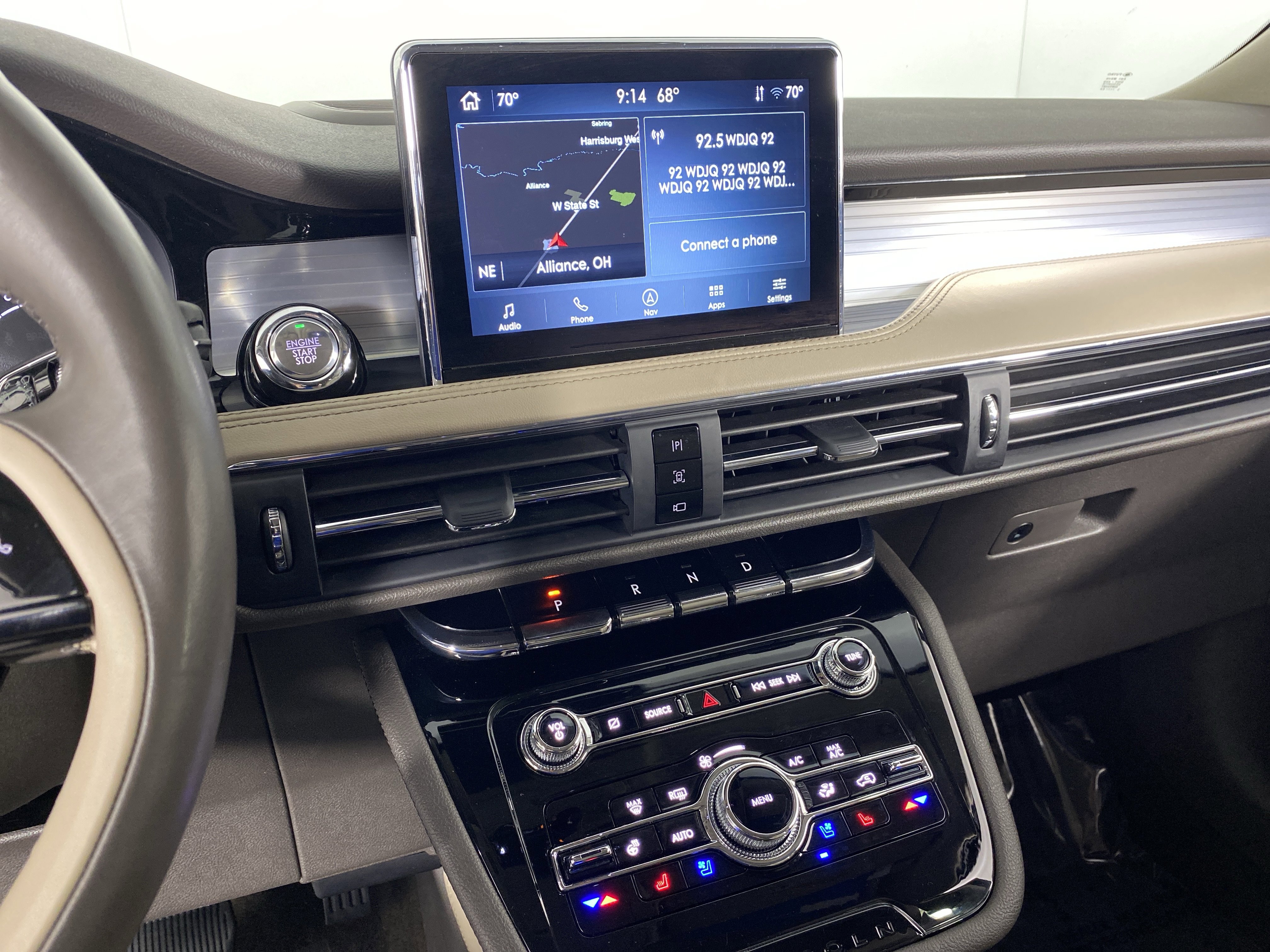 Used 2021 Lincoln Corsair AWD w/ Equipment Group 101A image 28