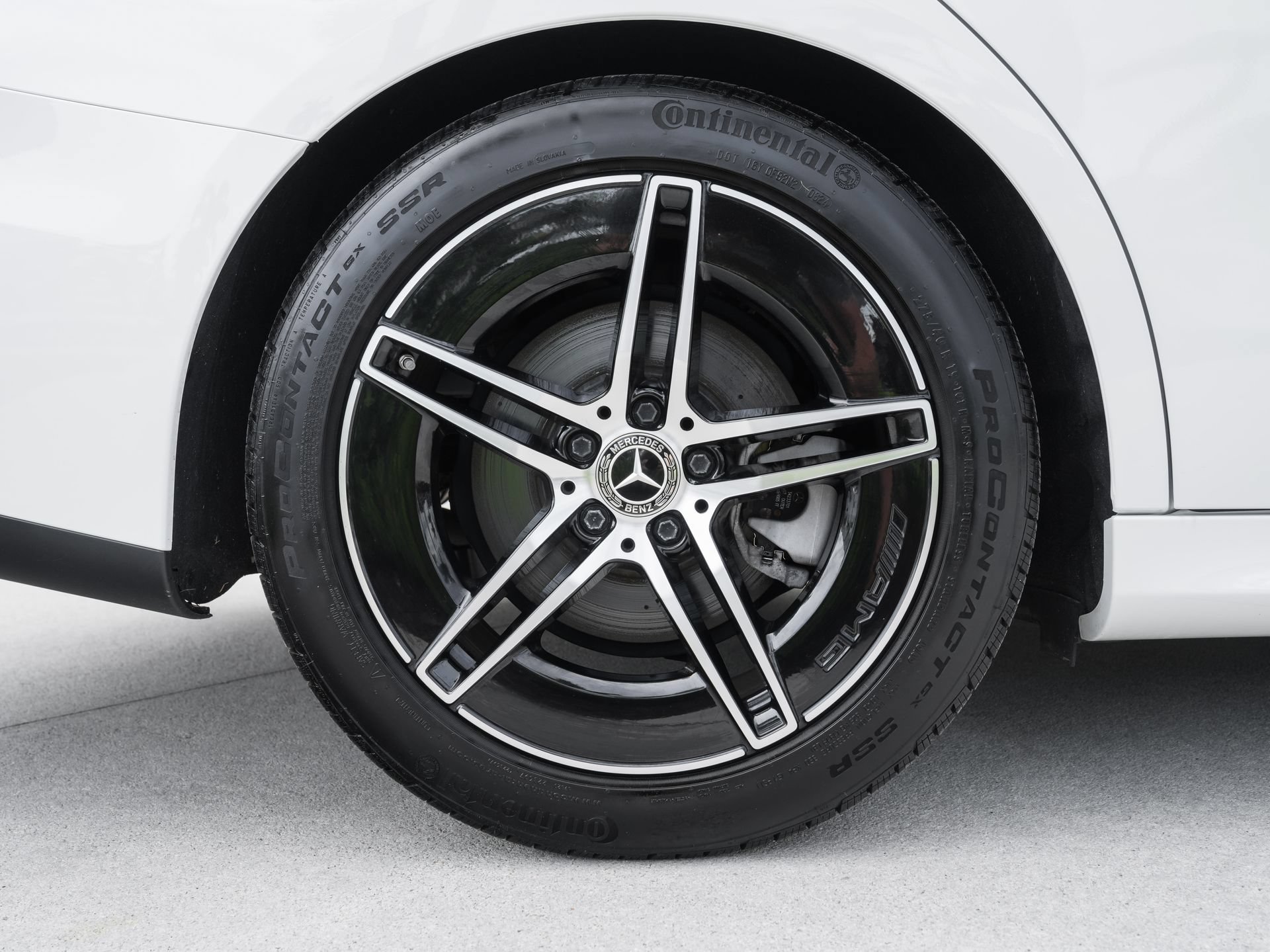 Used 2024 Mercedes-Benz E 350 4MATIC Sedan image 29