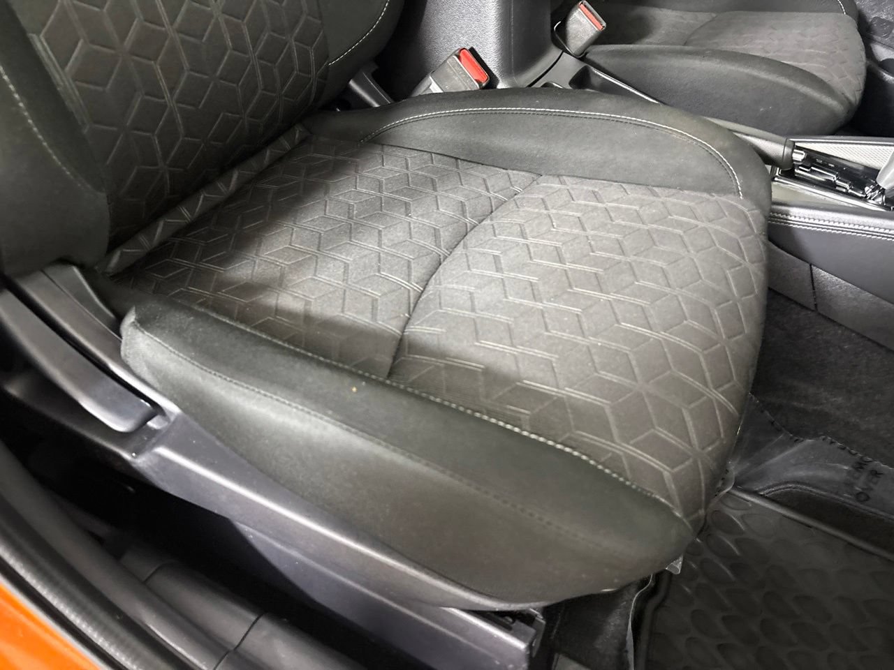 Used 2025 Mitsubishi Outlander Sport ES AWD/4WD image 29