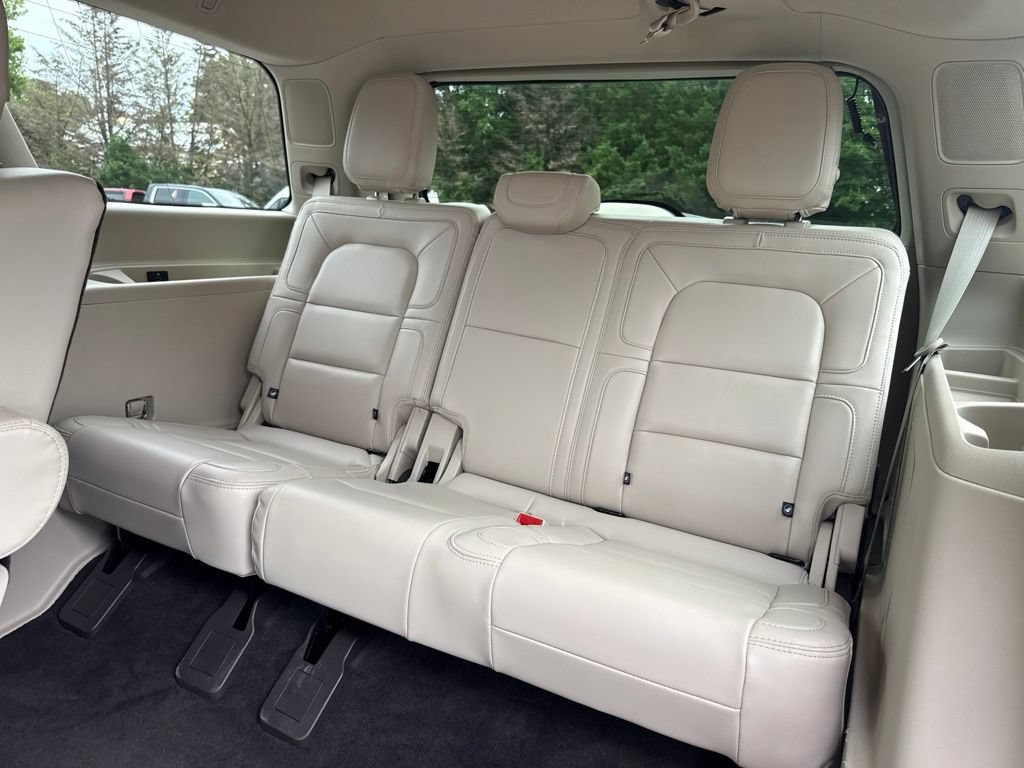 Used 2021 Lincoln Navigator Reserve w/ Luxury Package AWD/4WD image 58