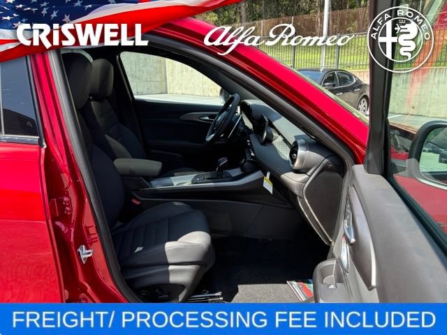 New 2026 Alfa Romeo Tonale w/ Quick Order Package 23H Volce AWD/4WD image 33