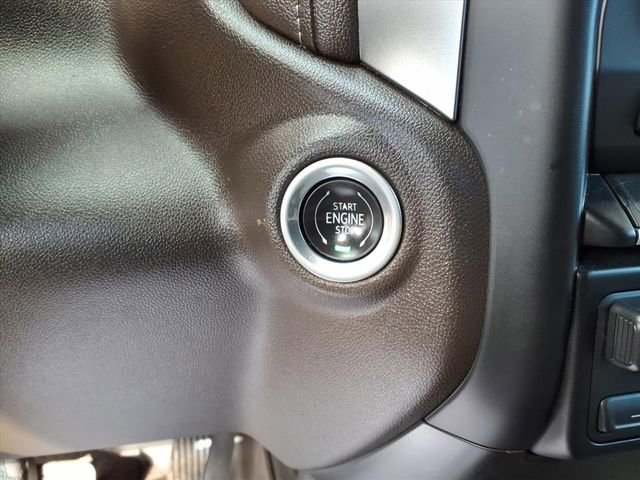 Used 2019 Chevrolet Silverado 1500 LT w/ All-Star Edition image 22